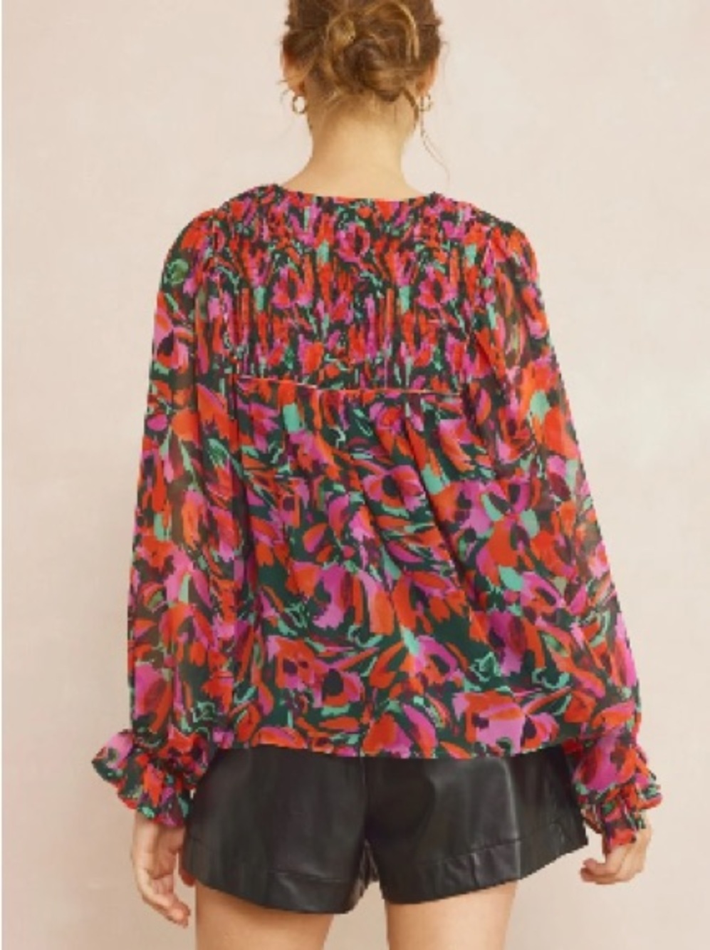 Entro Smocked Yoke Long Sleeve Blouse Pink Red Floral Abstract Medium - Picture 4 of 10